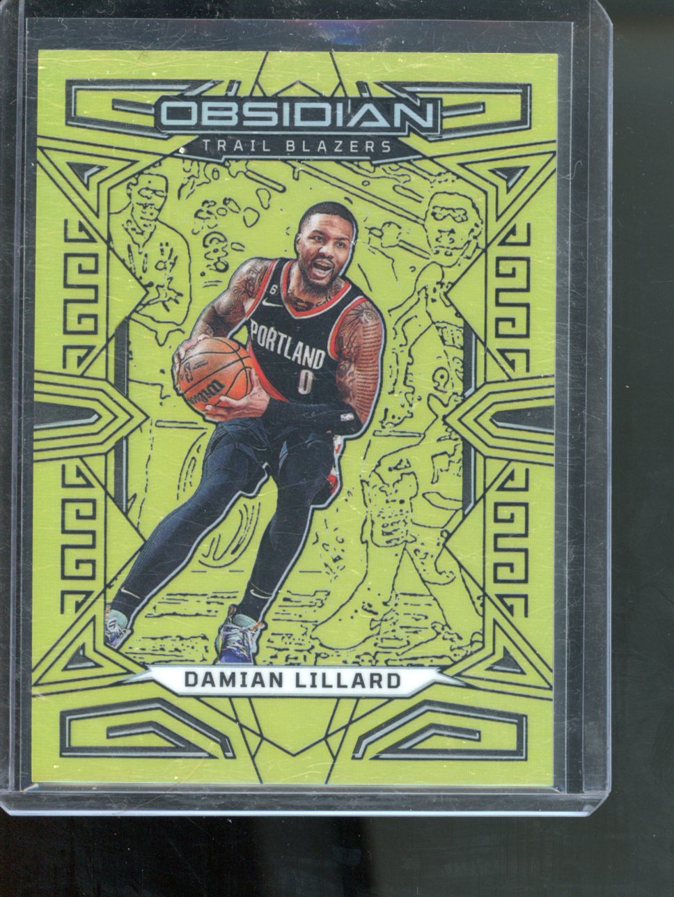 2022-23 Panini Obsidian - Damian Lillard #40 Electric Etch Gold Flood 10/10 Book end