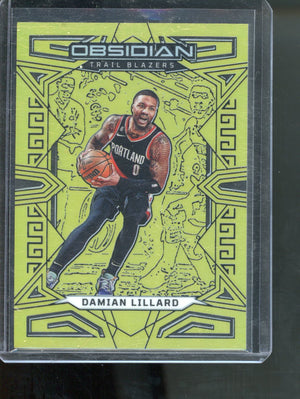 2022-23 Panini Obsidian - Damian Lillard #40 Electric Etch Gold Flood 10/10 Book end