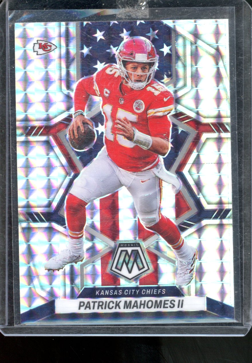 2022 PANINI MOSAIC PATRICK MAHOMES II NATIONAL PRIDE MOSAIC PRIZM