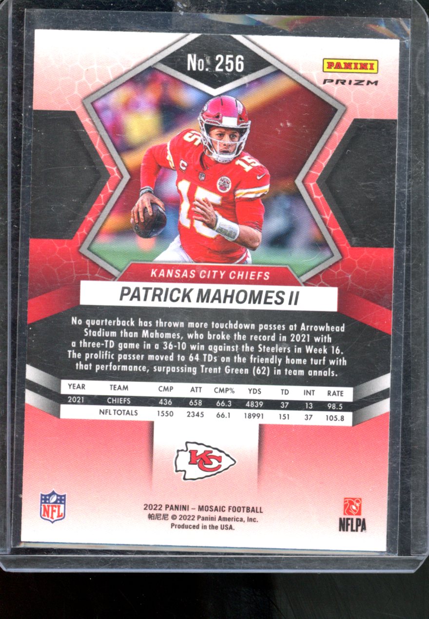 2022 PANINI MOSAIC PATRICK MAHOMES II NATIONAL PRIDE MOSAIC PRIZM