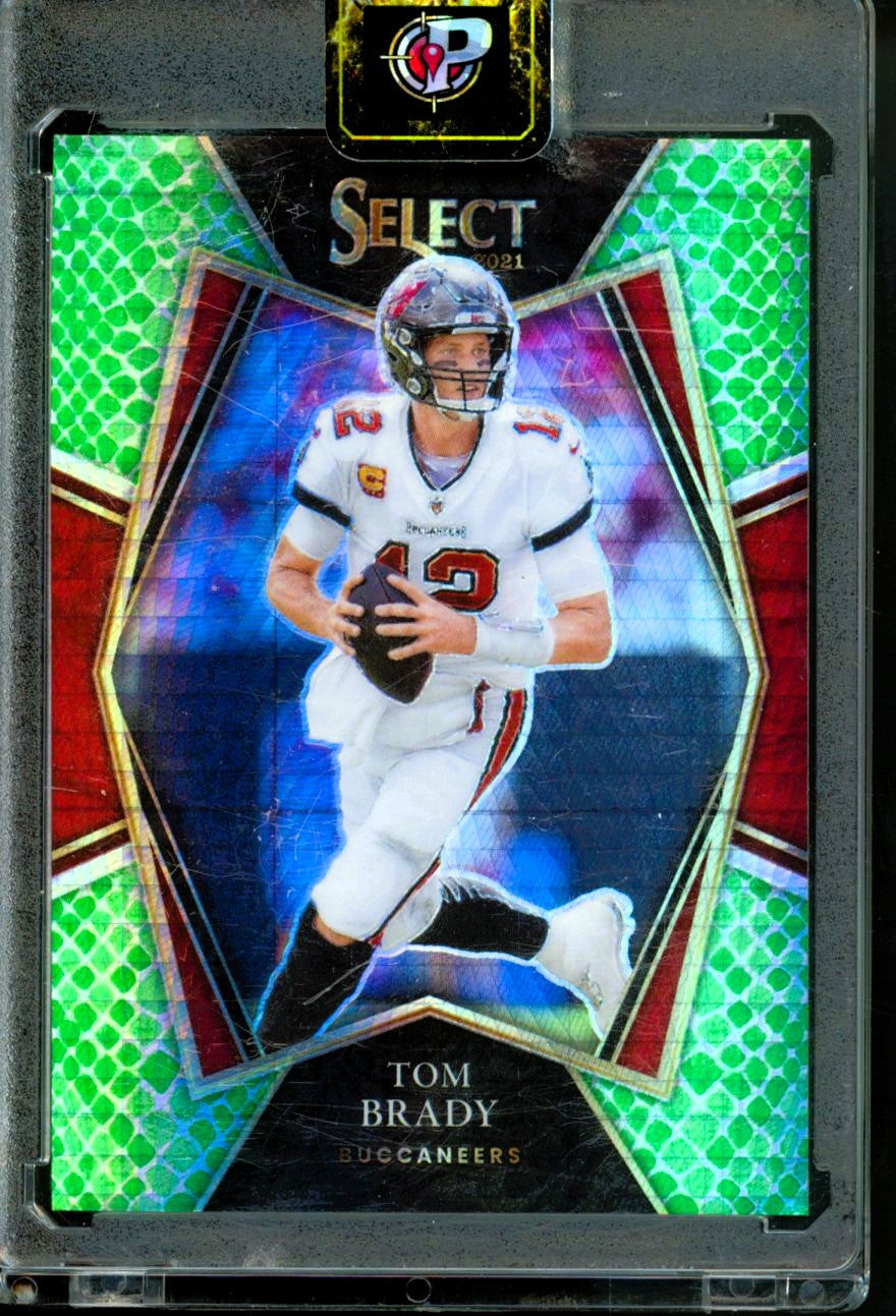 2021 Panini Select - Tom Brady #101 Tampa Bay Buccaneers - Dragon Scale /89